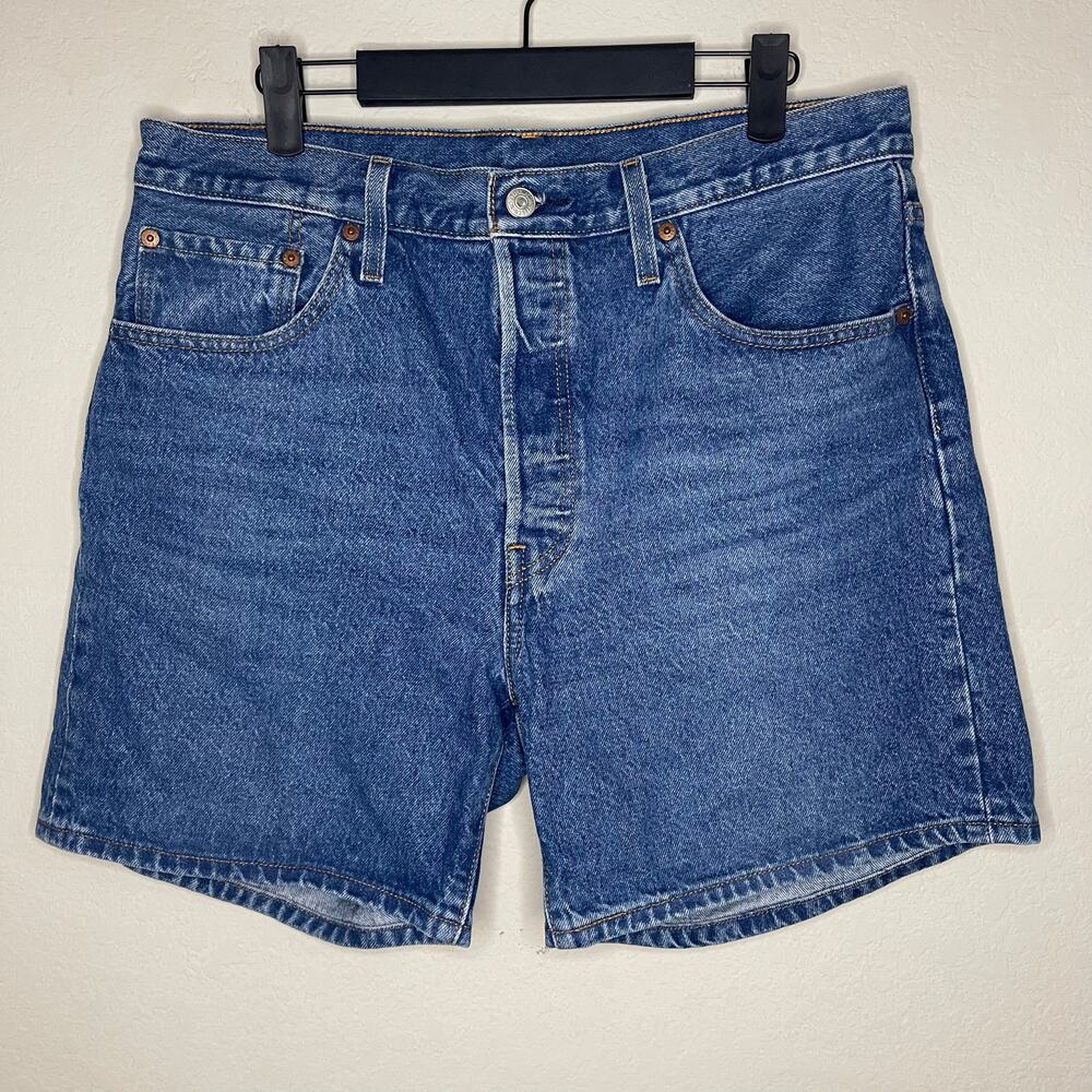 Levi’s 501 6” Denim Shorts Button Fly Women’s 100% Cotton Shorts - Size W32